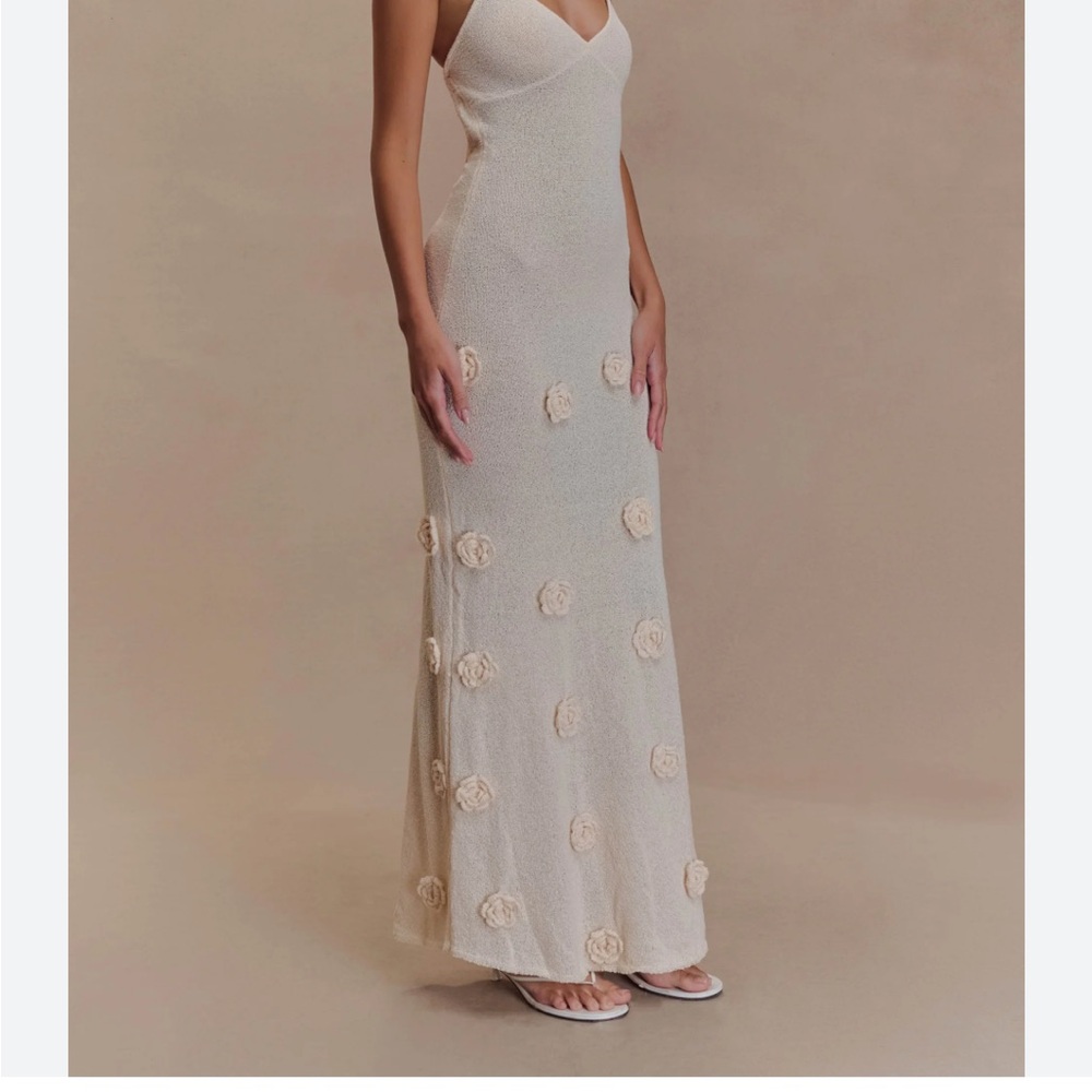 Suki Knit Maxi Dress With Flowers - Nude